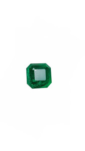 5.55 carats Swat Emerald Emerald cut From Pakistan